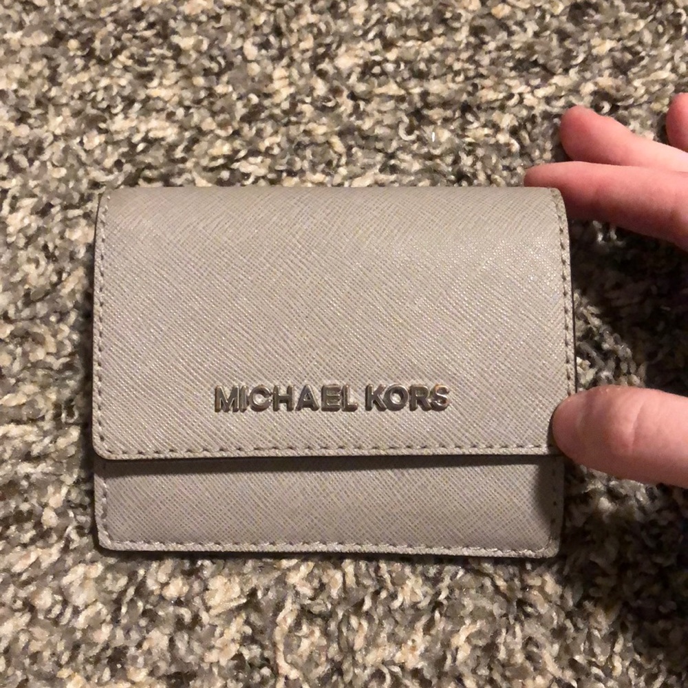 Michael kors wallet
